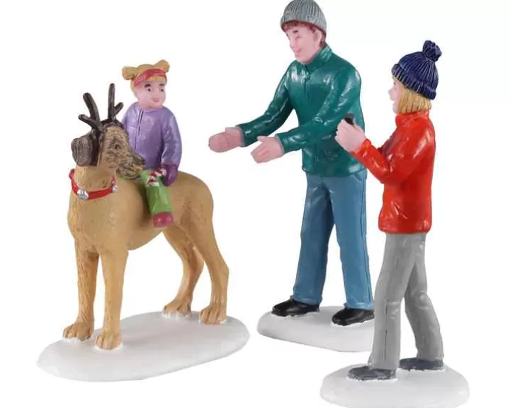 Lemax 02923 - Rover Plays Rudolph, Set Of 3 - Figurines