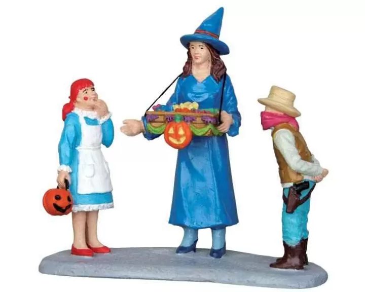 Lemax 52310 - Sweet Treats - Spooky Town Figurines