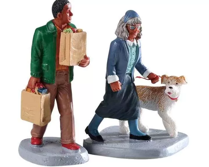 Lemax 92742 - Happy To Help, Set Of 2 - Figurines