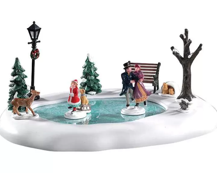 Lemax 94527 - Victorian Skaters, Battery-Operated (4.5-Volt) - Table Pieces