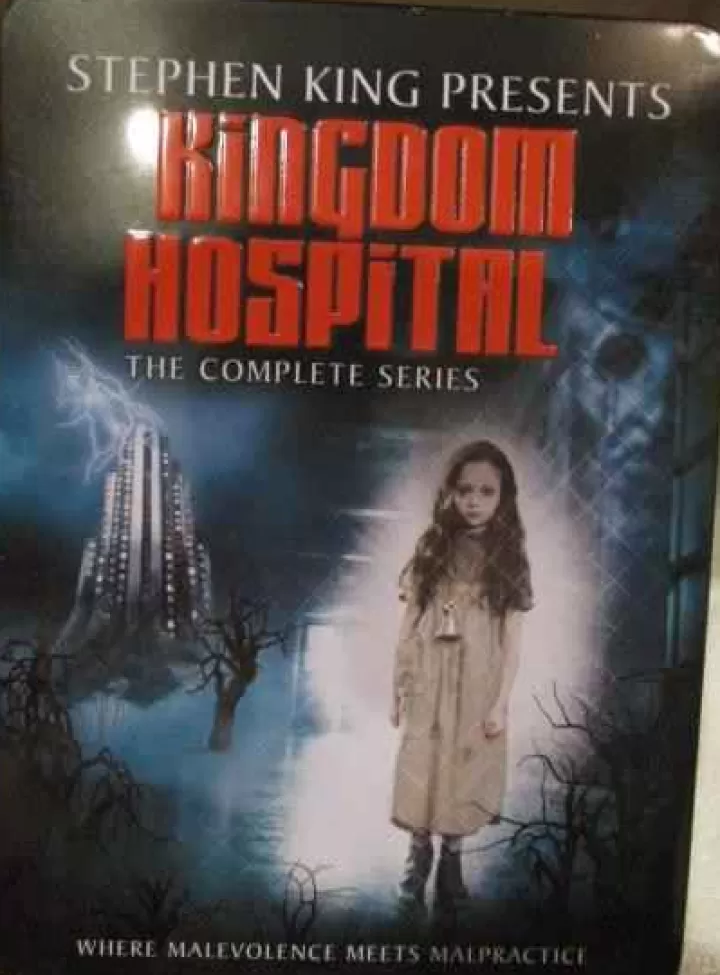 Villages of Fun Kingdom Hospital (In Colletible Tin) - Complete Series